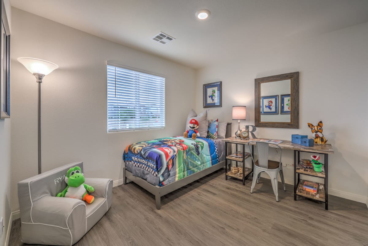 Rental Homes in Mountain's Edge View our Shadow Bay Photos